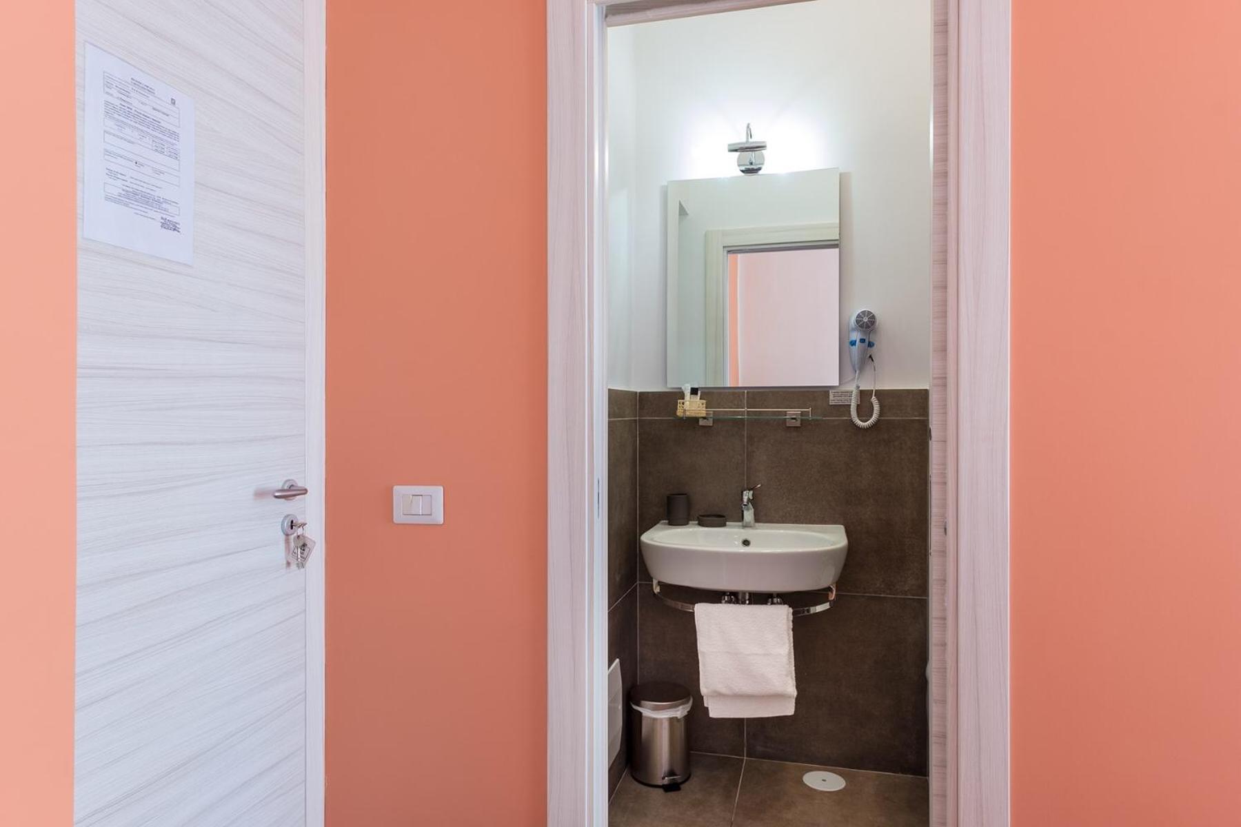 B&B Monserrato Naples Exterior photo
